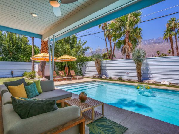 Palm Springs Home 984101