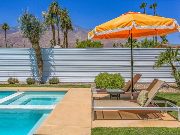 Palm Springs Home 984101