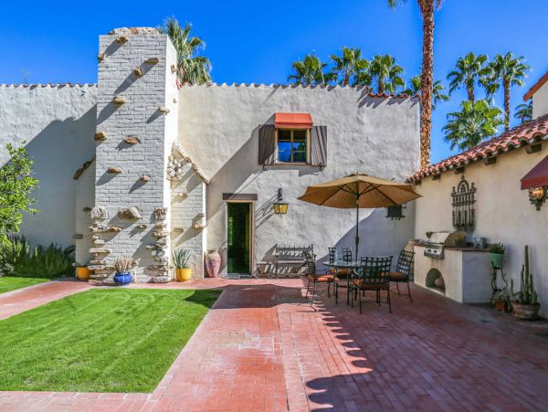 Palm Springs Home 984103