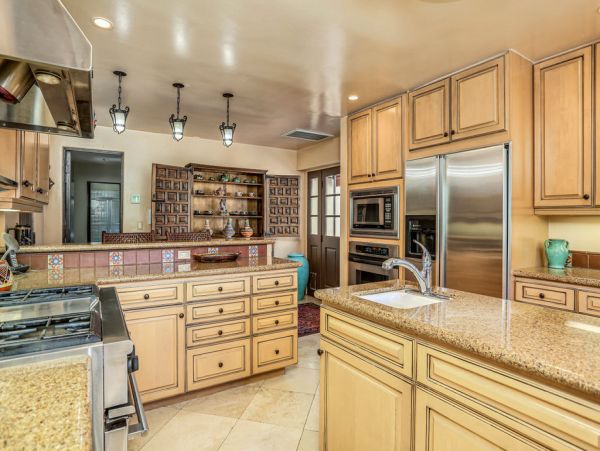 Palm Springs Home 984103