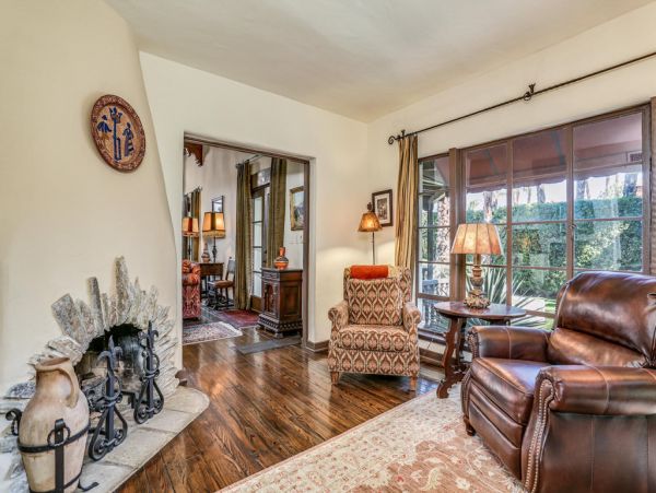 Palm Springs Home 984103