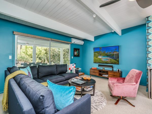Palm Springs Home 984104