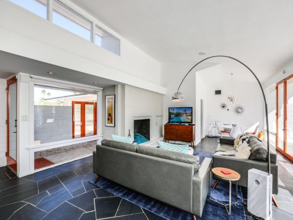 Palm Springs Home 984105