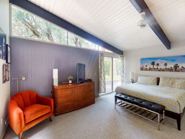 Palm Springs Home 984106