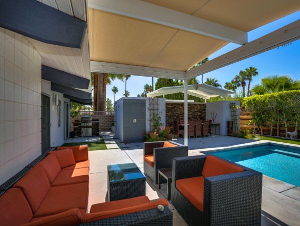 Palm Springs Home 984106