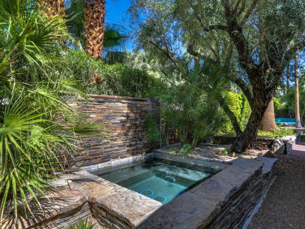 Palm Springs Home 984106