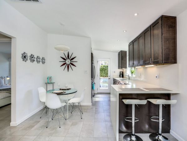 Palm Springs Home 984107