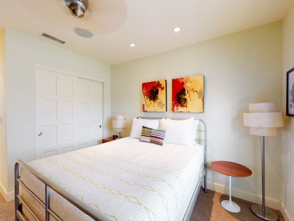 Palm Springs Home 984108