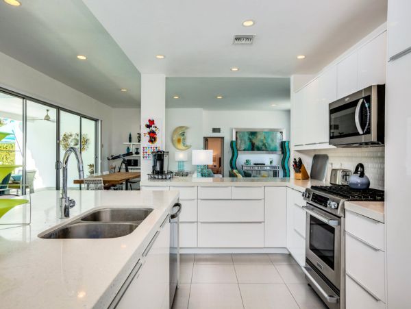 Palm Springs Home 984110