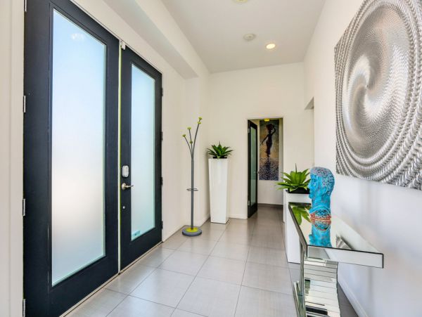 Palm Springs Home 984110