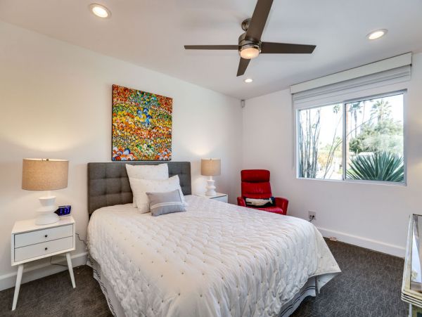Palm Springs Home 984110