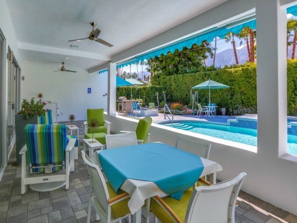 Palm Springs Home 984110