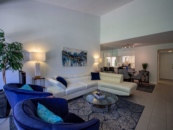 Palm Springs Home 984111