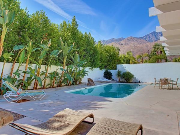 Palm Springs Home 984112
