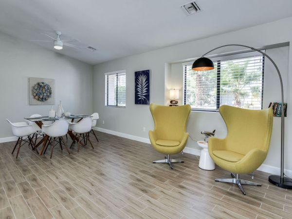 Palm Springs Home 984114