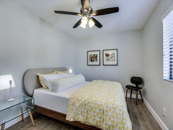 Palm Springs Home 984114