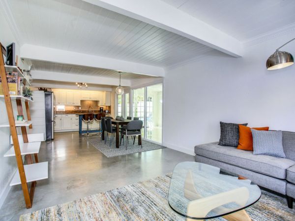 Palm Springs Home 984115