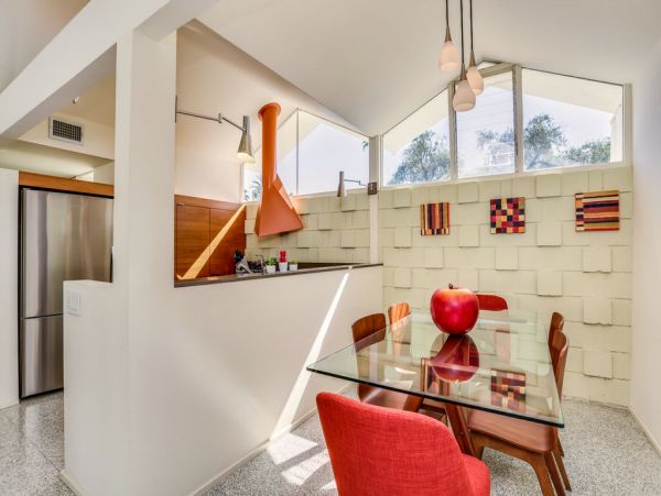 Palm Springs Home 984116
