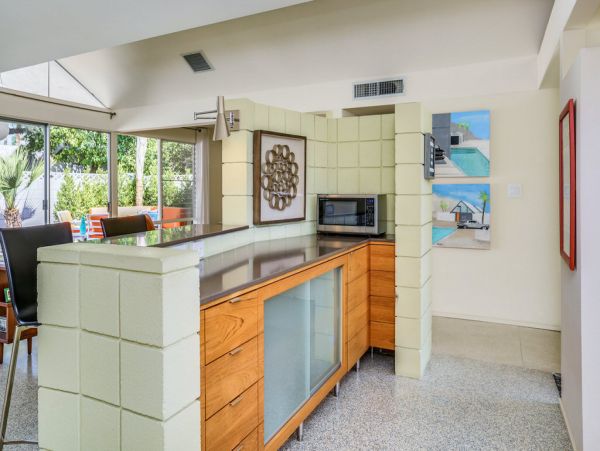 Palm Springs Home 984116