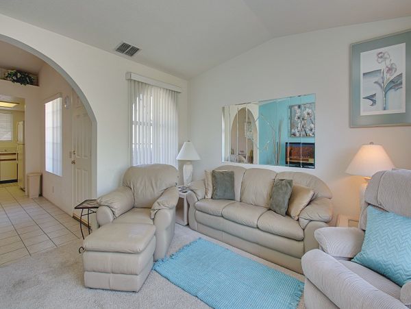 Palm Springs Home 984117