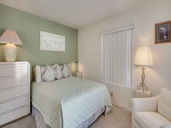 Palm Springs Home 984117
