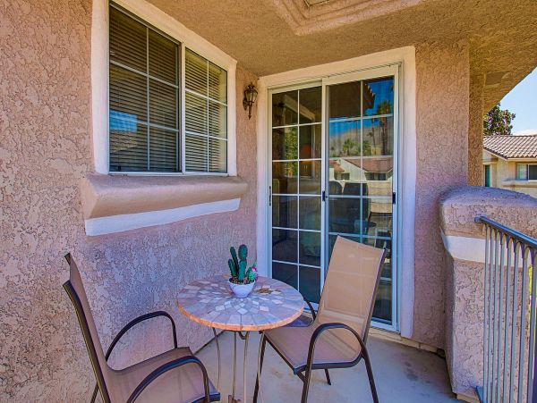 Palm Springs Home 984117