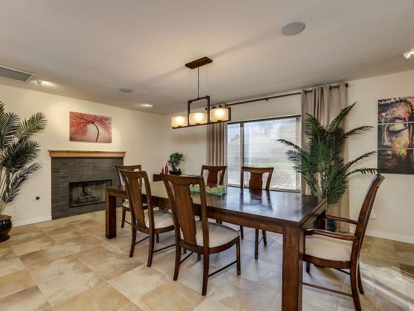 Palm Springs Home 984118