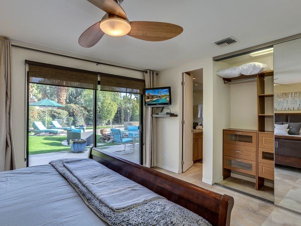 Palm Springs Home 984118