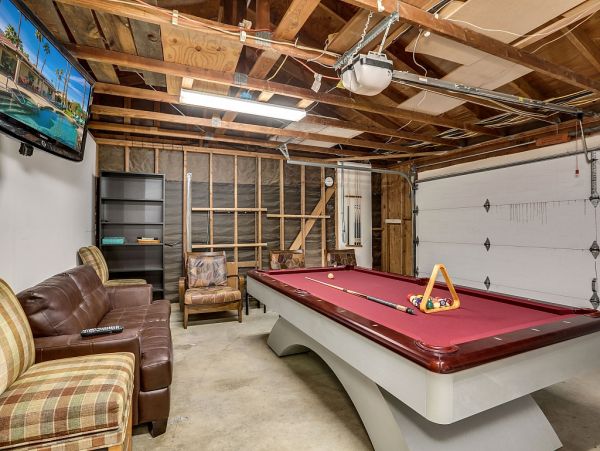 Palm Springs Home 984118