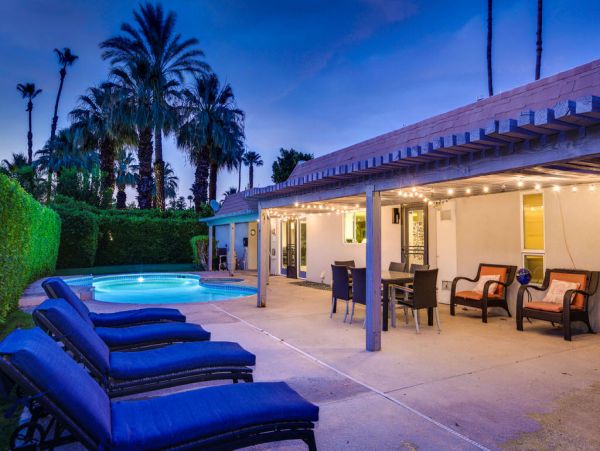 Palm Springs Home 984119