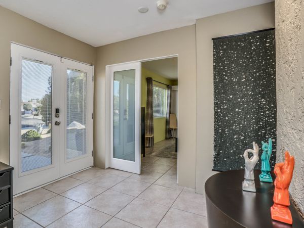 Palm Springs Home 984119