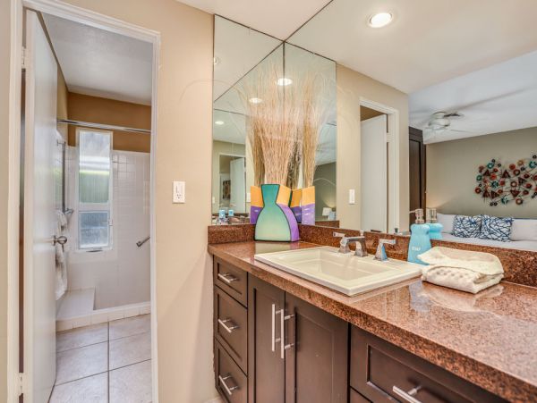 Palm Springs Home 984119