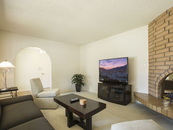 Palm Springs Home 984122