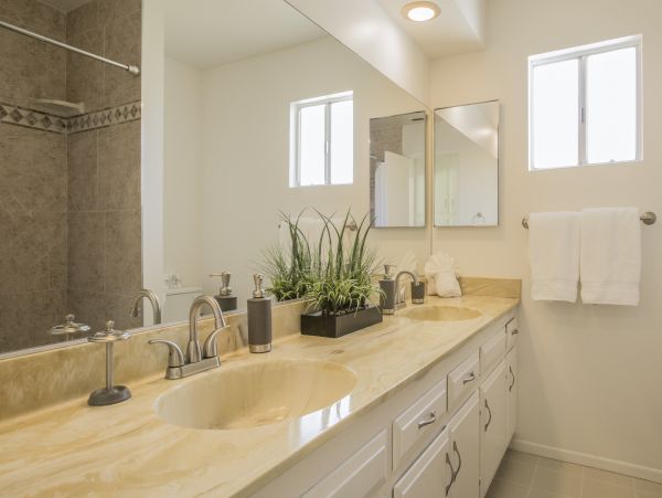 Palm Springs Home 984122