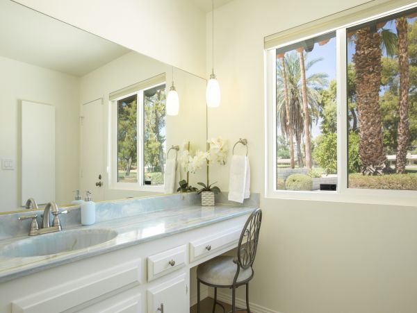 Palm Springs Home 984122