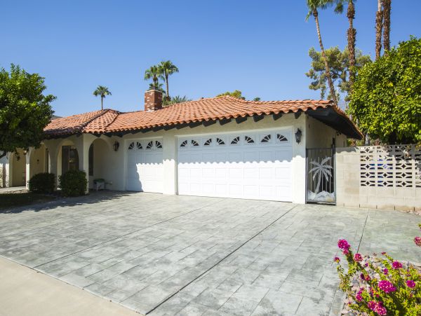Palm Springs Home 984122