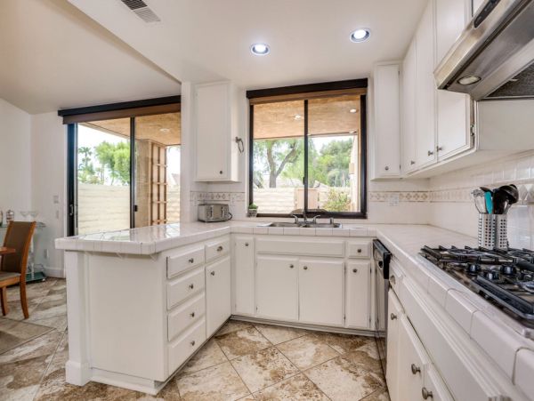 Palm Springs Home 984123