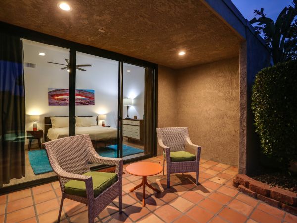 Palm Springs Home 984123