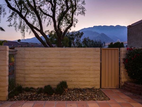 Palm Springs Home 984123