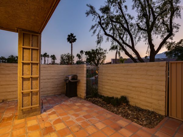 Palm Springs Home 984123