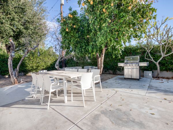 Palm Springs Home 984124