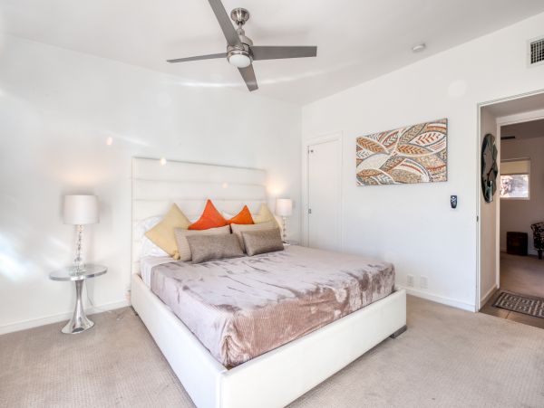 Palm Springs Home 984124