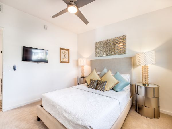 Palm Springs Home 984124
