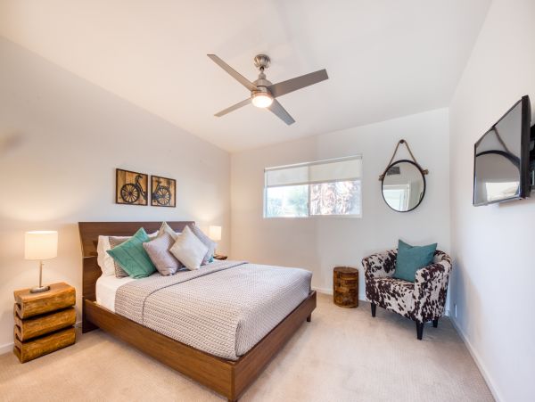 Palm Springs Home 984124
