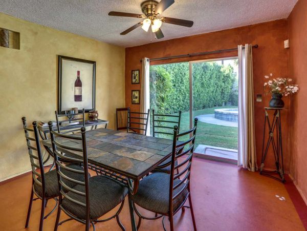 Palm Springs Home 984125