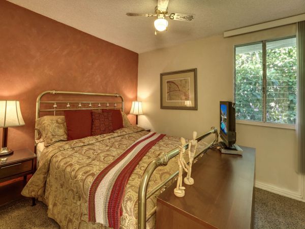 Palm Springs Home 984125