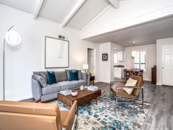 Palm Springs Home 984126