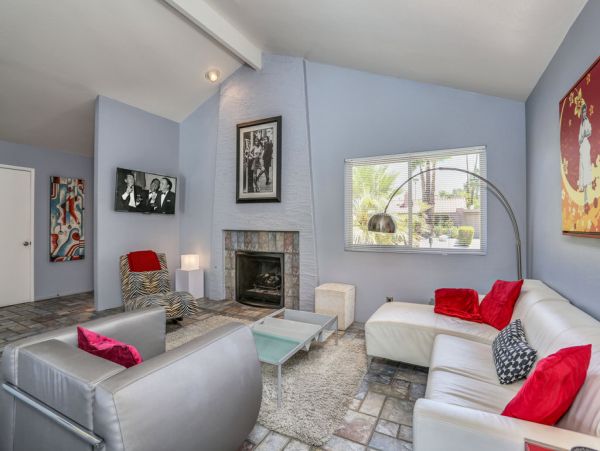 Palm Springs Home 984128