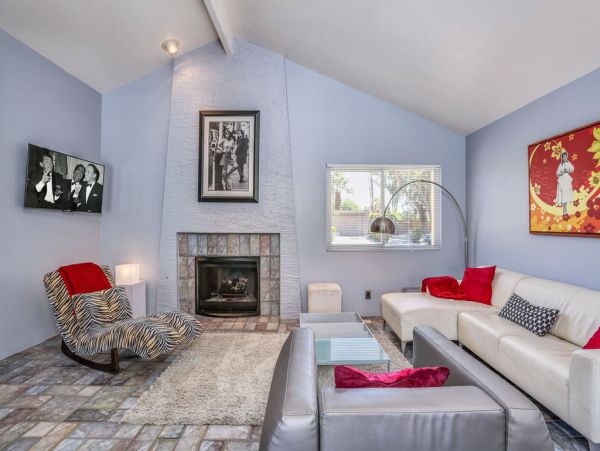Palm Springs Home 984128