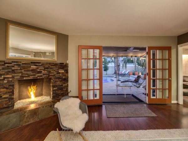 Palm Springs Home 984130